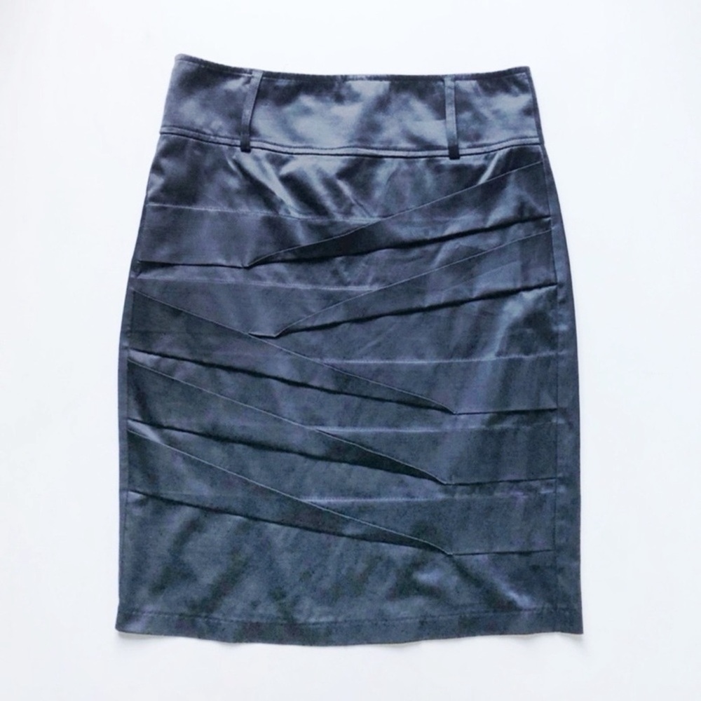 Love Culture Black Satin Horizontal Pleats Pencil Skirt Size Large